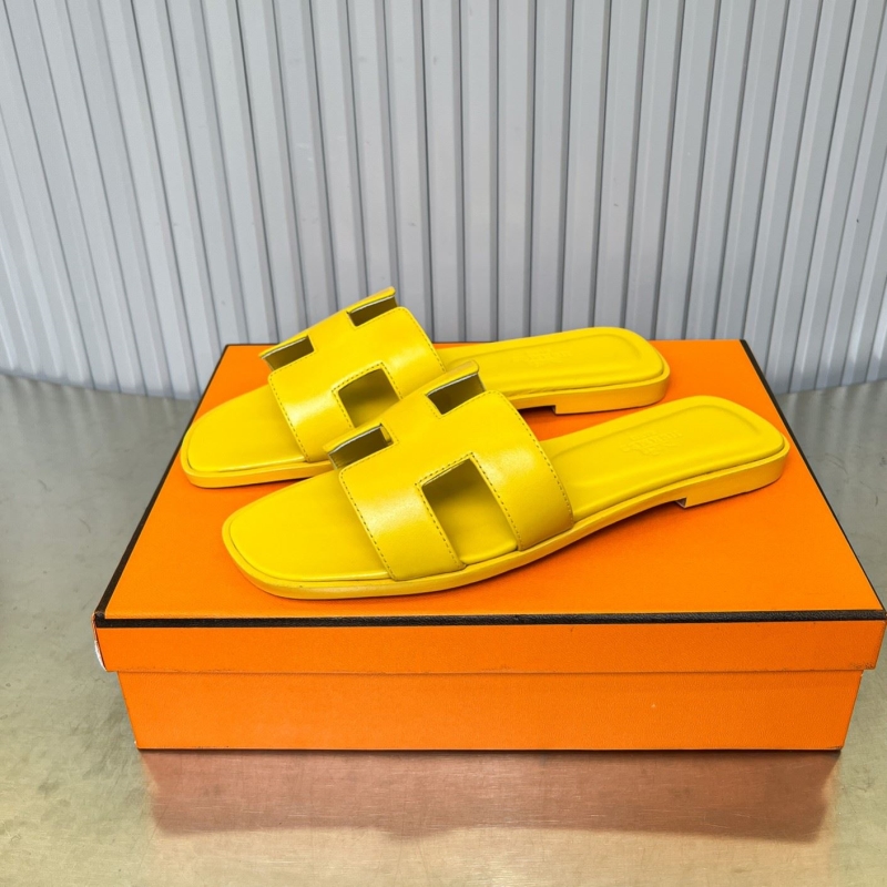 Hermes Slippers